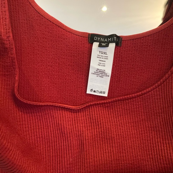 Dark red cropped ribbed tank top - Picture 4 of 6